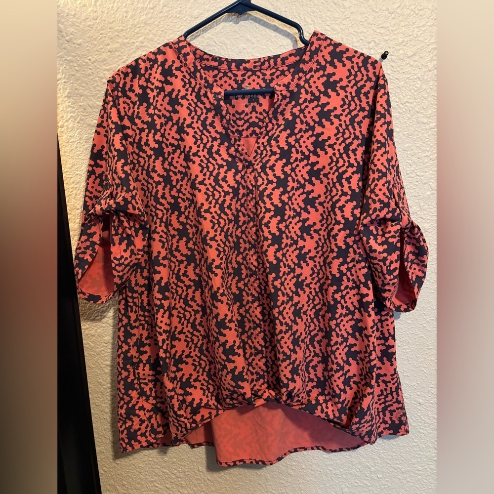 Royal Robbins Women's XL Blouse in Black and Red